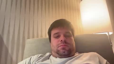 Snapshot of onceaweekview chatting on 02.06.25 onceaweekview online show from 02.06.25