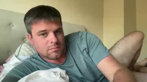 Snapshot of onceaweekview chatting on 11.13.25 onceaweekview online show from 11.13.25