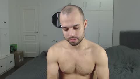 onebestlover online show from 01.31.25