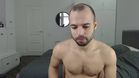 onebestlover online show from 02.10.25