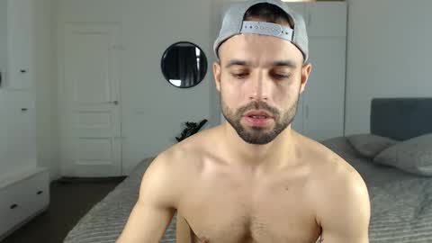 onebestlover online show from 10.14.25