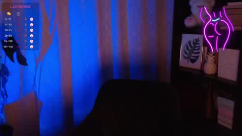 Snapshot of onehotbigass chatting on 01.09.25 ONLINE online show from 01.09.25