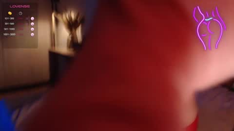 Snapshot of onehotbigass chatting on 01.27.25 ONLINE online show from 01.27.25