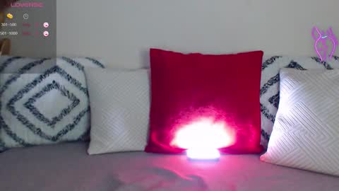 Snapshot of onehotbigass chatting on 10.12.25 ONLINE online show from 10.12.25