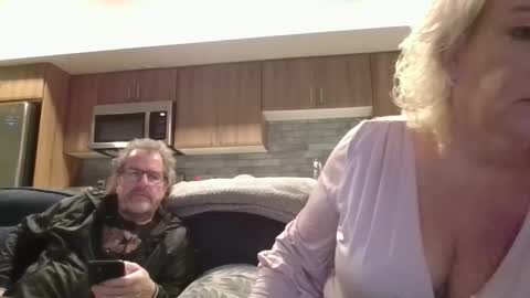 Snapshot of oneoften1000 chatting on 12.08.24 couple mature milf bigboobs curvy mommydaddy online show from 12.08.24