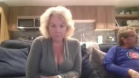 Snapshot of oneoften1000 chatting on 12.10.24 couple mature milf bigboobs curvy mommydaddy online show from 12.10.24