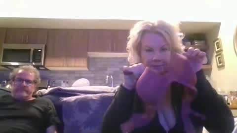 Snapshot of oneoften1000 chatting on 12.14.24 couple mature milf bigboobs curvy mommydaddy online show from 12.14.24