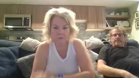 Snapshot of oneoften1000 chatting on 12.21.24 couple mature milf bigboobs curvy mommydaddy online show from 12.21.24