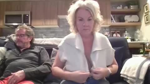 Snapshot of oneoften1000 chatting on 12.27.24 couple mature milf bigboobs curvy mommydaddy online show from 12.27.24