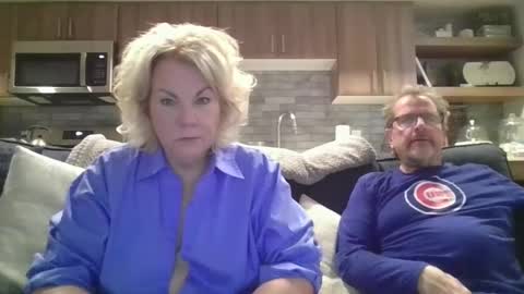 Snapshot of oneoften1000 chatting on 01.21.25 couple mature milf bigboobs curvy mommydaddy online show from 01.21.25