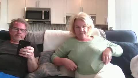 Snapshot of oneoften1000 chatting on 02.09.25 couple mature milf bigboobs curvy mommydaddy online show from 02.09.25