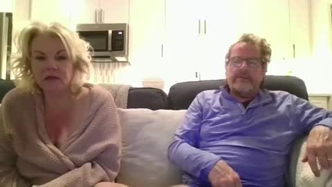 Snapshot of oneoften1000 chatting on 02.17.25 couple mature milf bigboobs curvy mommydaddy online show from 02.17.25