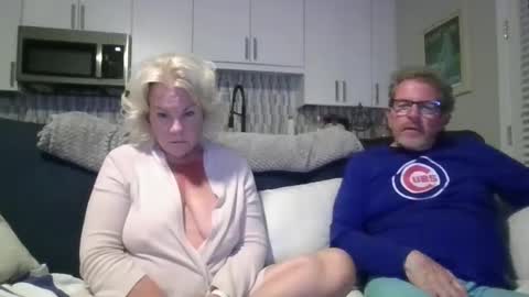 Snapshot of oneoften1000 chatting on 03.12.25 couple mature milf bigboobs curvy mommydaddy online show from 03.12.25