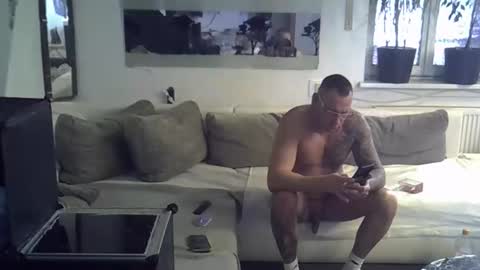 .....mICha..... online show from 11.19.25