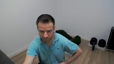 onesexyguy4u online show from 12.19.24