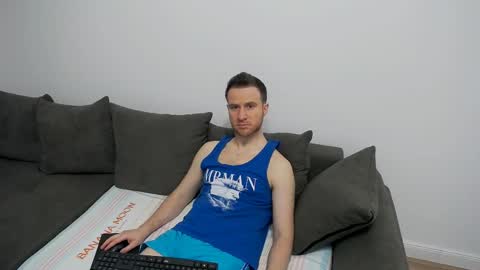 onesexyguy4u online show from 03.07.25