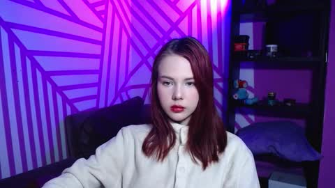 Snapshot of onessandra chatting on 09.18.25 onessandra online show from 09.18.25