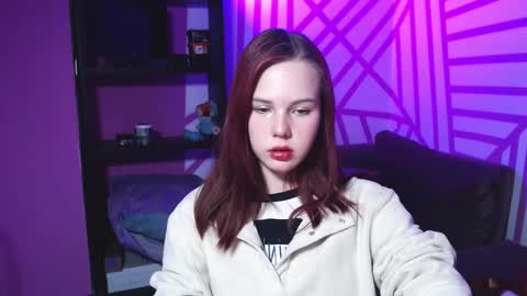 Snapshot of onessandra chatting on 09.29.25 onessandra online show from 09.29.25