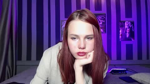 Snapshot of onessandra chatting on 10.01.25 onessandra online show from 10.01.25