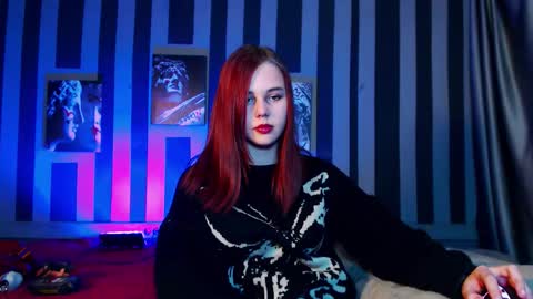 Snapshot of onessandra chatting on 10.25.25 onessandra online show from 10.25.25