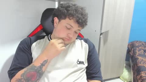 Andres INDEPENDENT MODEL online show from 02.28.25