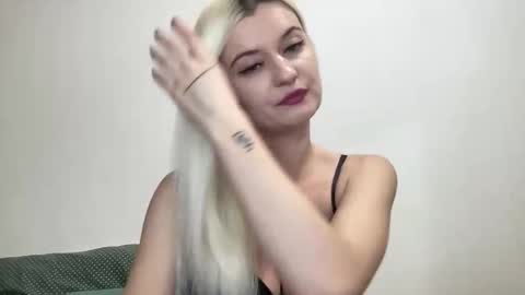 Onika online show from 11.29.25