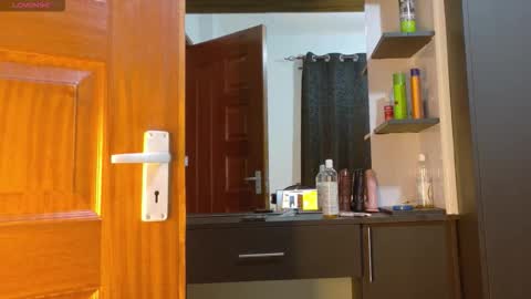 Bestie online show from 09.21.25