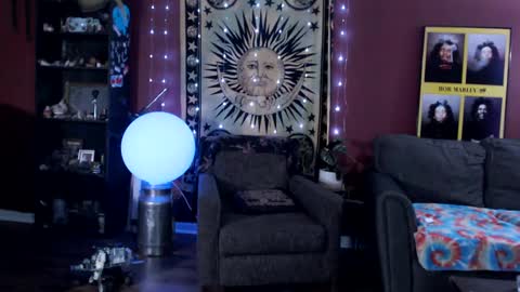 Only1JTreasure online show from 02.04.25