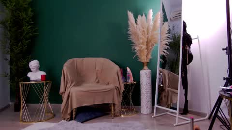 Only Ariel online show from 09.15.25