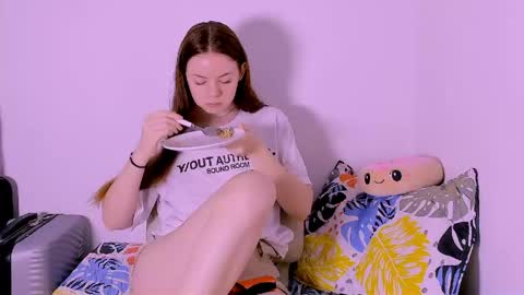 only_sarah1 online show from 04.16.26