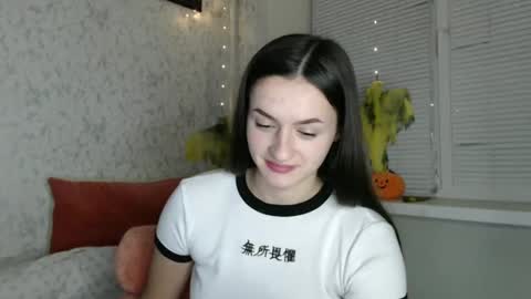 Snapshot of only_ubutterfly chatting on 12.03.24 Amalia online show from 12.03.24