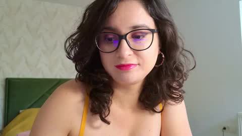 Snapshot of onlyella92_ chatting on 10.13.25 onlyella92_ online show from 10.13.25
