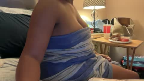 onlyinurdreams00 online show from 09.09.25