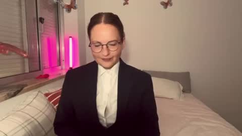 Snapshot of onlylike chatting on 06.27.26 The cutest model on this site online show from 06.27.26