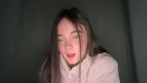 Snapshot of onlysophia chatting on 05.18.26 Sophia online show from 05.18.26