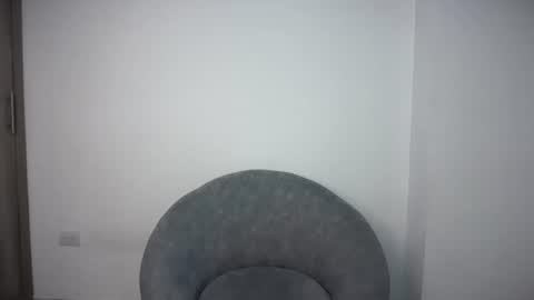 PAREJA LATINA JOVEN MUY CACHONDOS online show from 06.23.26