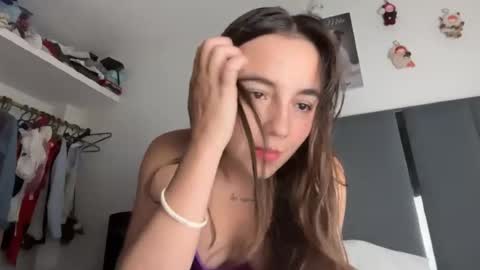 PAREJA LATINA JOVEN MUY CACHONDOS online show from 07.27.26