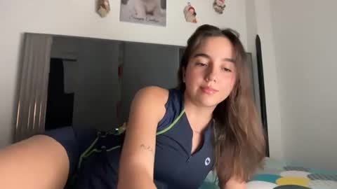 PAREJA LATINA JOVEN MUY CACHONDOS online show from 08.04.26