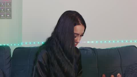 Xandra online show from 12.12.24
