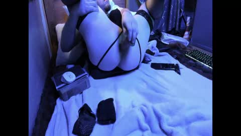 Tyrant King online show from 04.25.26