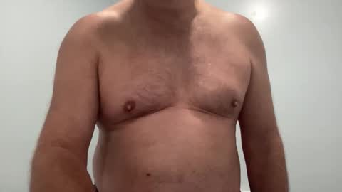 Snapshot of onthedlhere chatting on 10.18.25 onthedlhere online show from 10.18.25