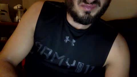 Snapshot of oofthatstuff chatting on 10.26.25 oofthatstuff online show from 10.26.25