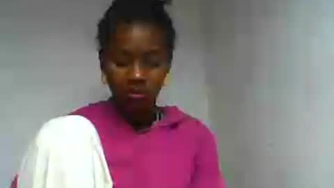 Snapshot of oooorazanasoa chatting on 06.13.26 oooorazanasoa online show from 06.13.26
