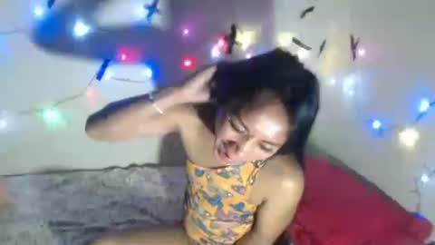 Yummy-Poccahontas online show from 02.05.25