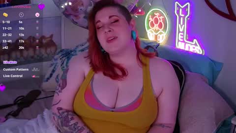 Snapshot of opalreigning chatting on 12.03.24 Opal online show from 12.03.24