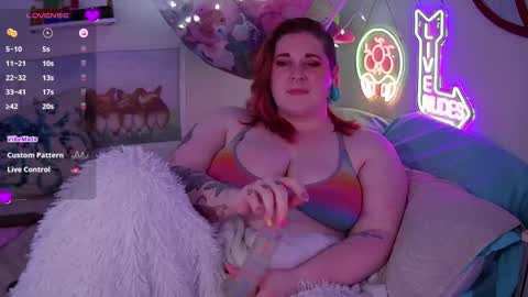 Snapshot of opalreigning chatting on 12.17.24 Opal online show from 12.17.24