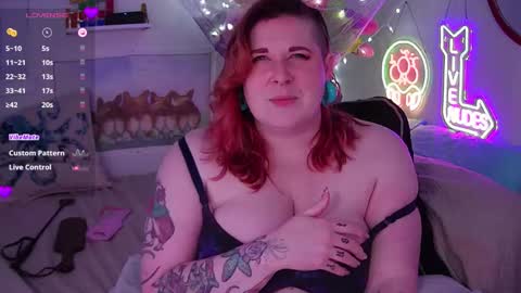 Snapshot of opalreigning chatting on 01.30.25 Opal online show from 01.30.25