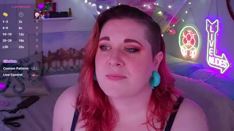 Snapshot of opalreigning chatting on 02.13.25 Opal online show from 02.13.25