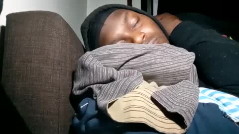 opaque772800 online show from 02.10.25