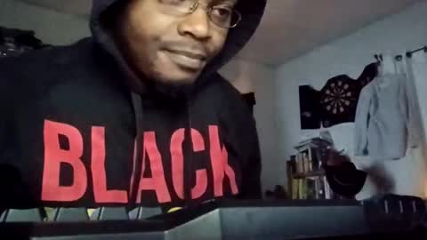 opaque772800 online show from 12.01.25